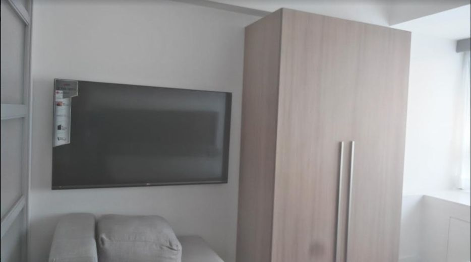 "2BR