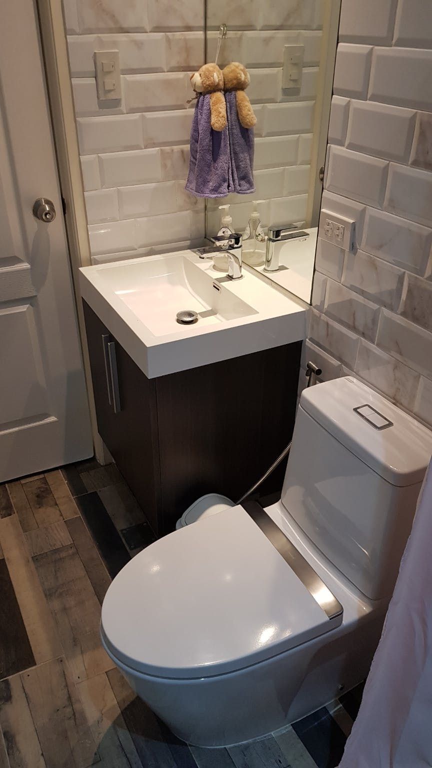 "2BR Condo for Rent in Alpha Grandview, Malate, Manila"08