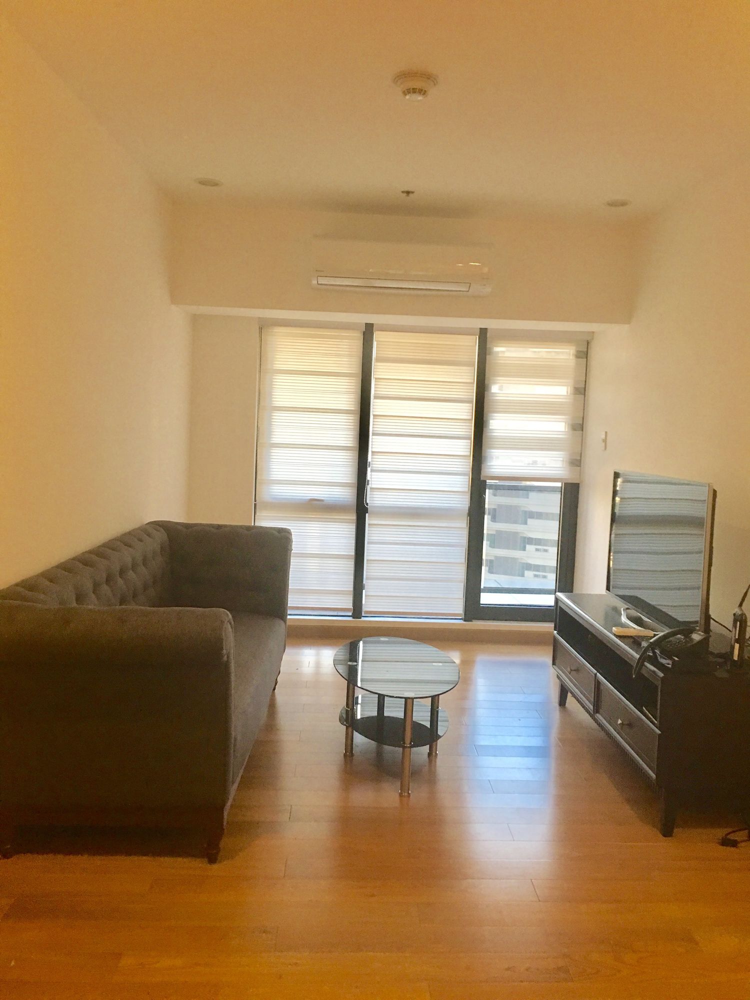 "1BR Condo for Rent in The Milano Residences, Poblacion, Makati"06