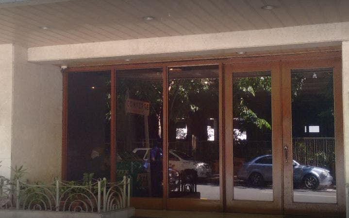 "2BR Condo for Rent in Sunrise Terrace, Legazpi Village, Makati"06