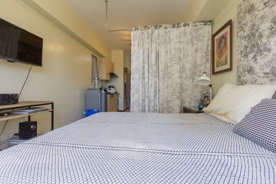 "Studio Condo for Rent in The Columns Legaspi, Legazpi Village, Makati"06