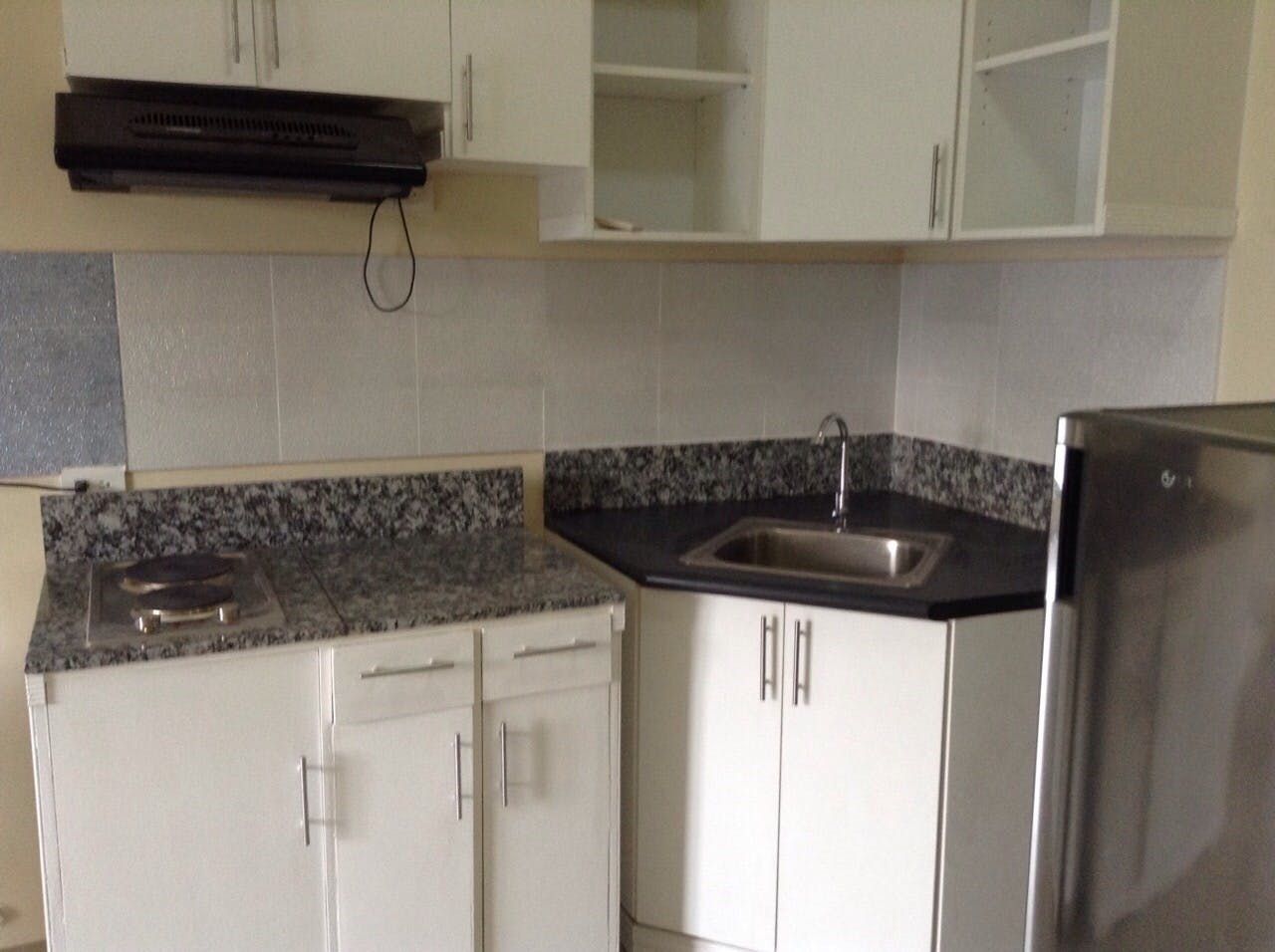 "Studio Condo for Rent in Avida Towers San Lorenzo, Pio del Pilar, Maka"04