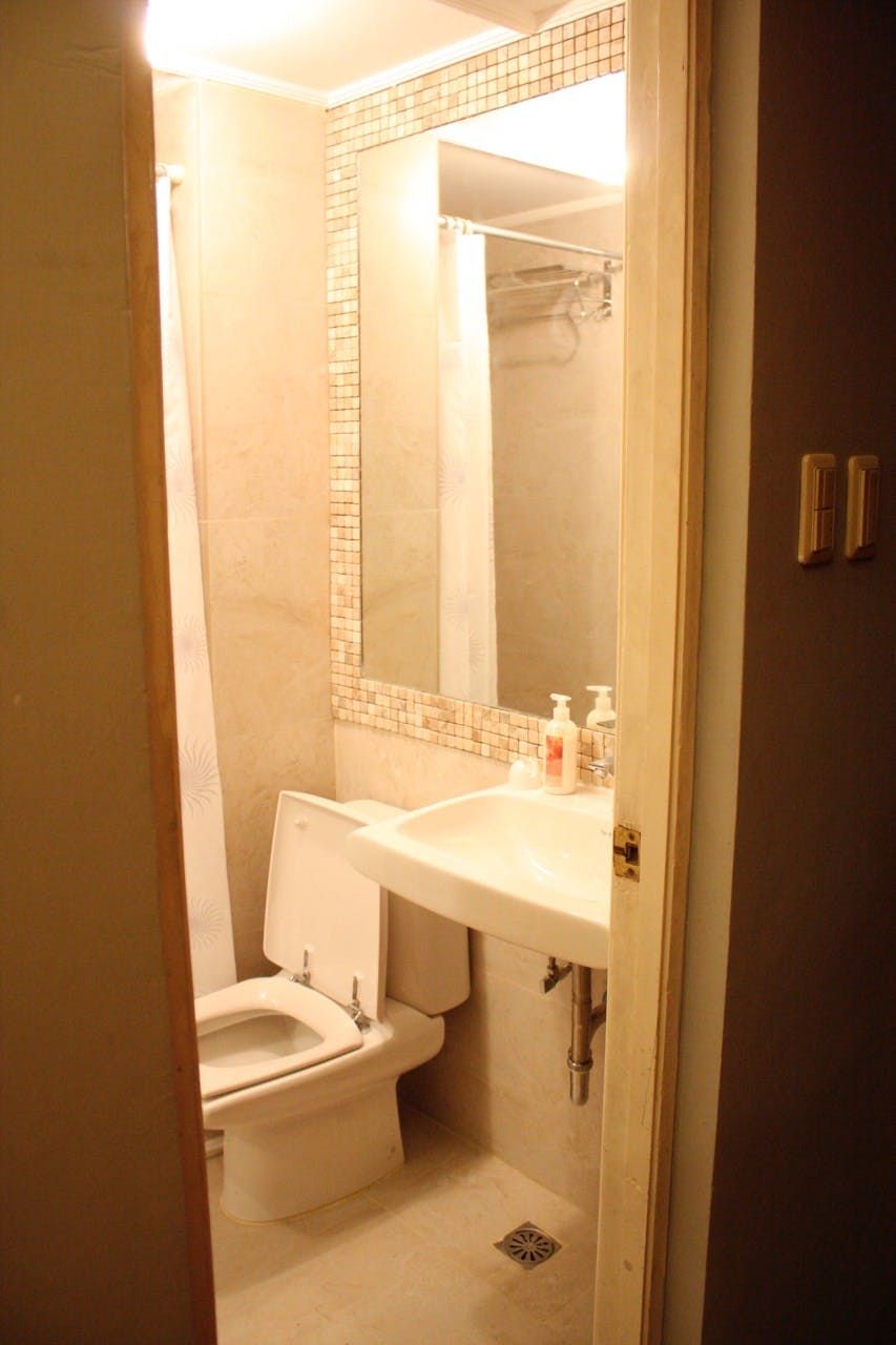 "Studio Condo for Rent in Prince Plaza II, Legazpi Village, Makati"08