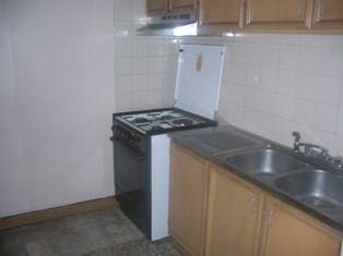"2BR Condo for Rent in Colonnade Residences, Legazpi Village, Makati"08