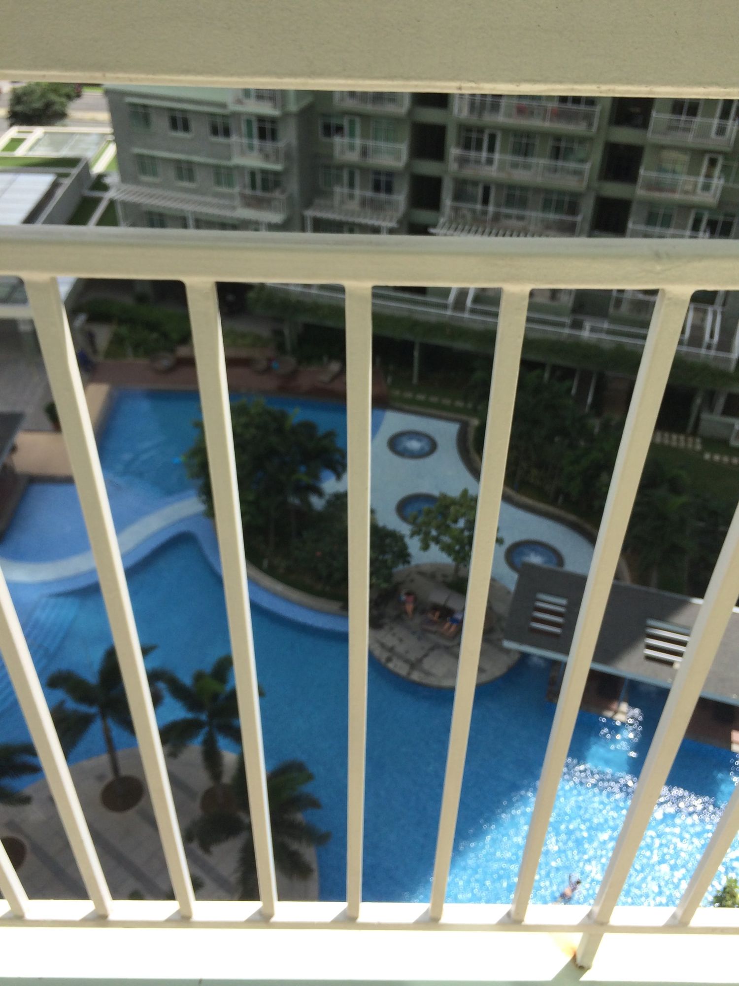 "2BR Condo for Rent in The Meranti at Two Serendra, BGC - Bonifacio Glo"09