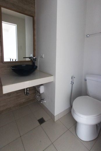 "1BR