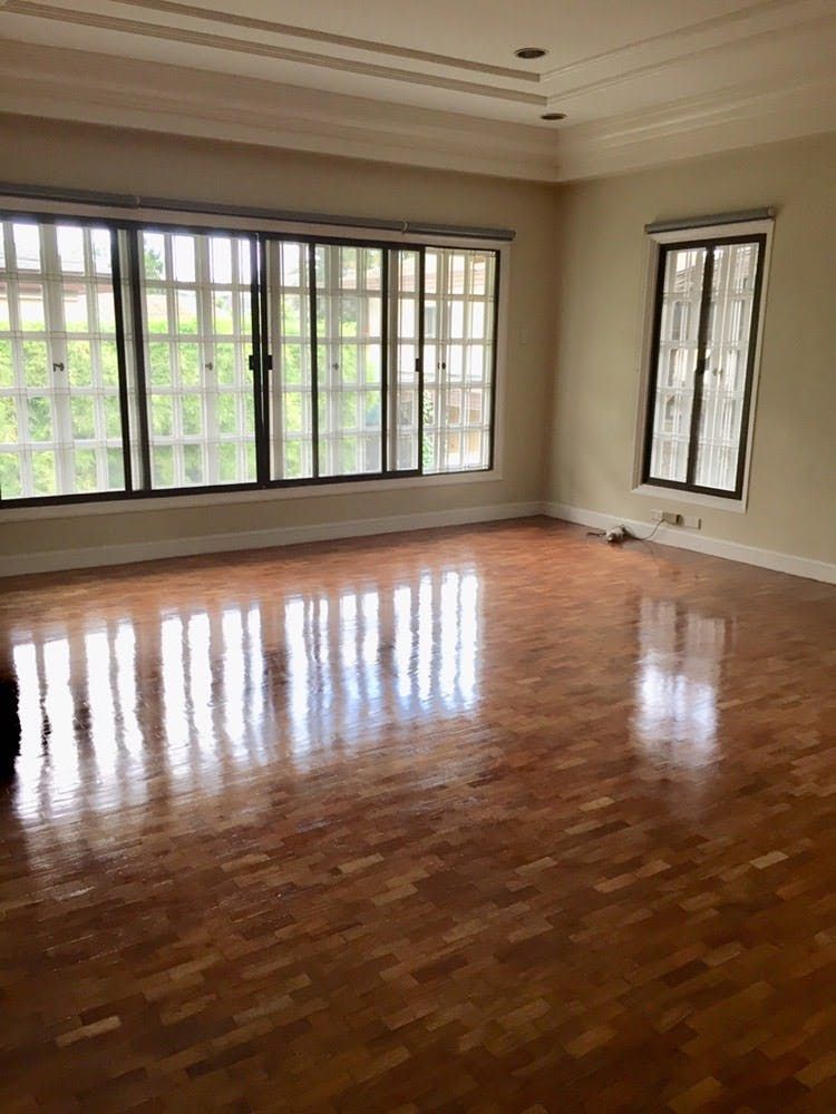 "4BR House for Rent in San Lorenzo Village, Makati"04
