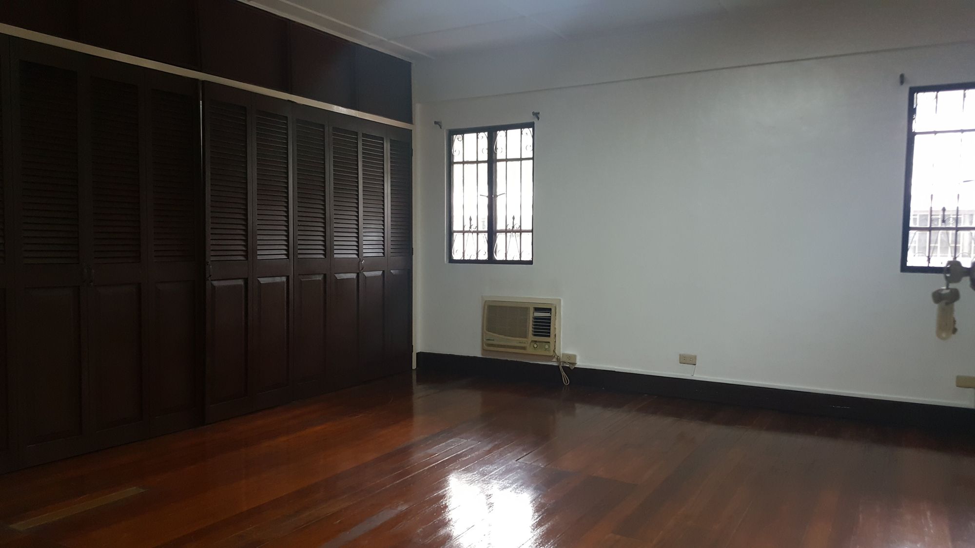 "4BR House for Rent in Bel-Air Village, Makati"08