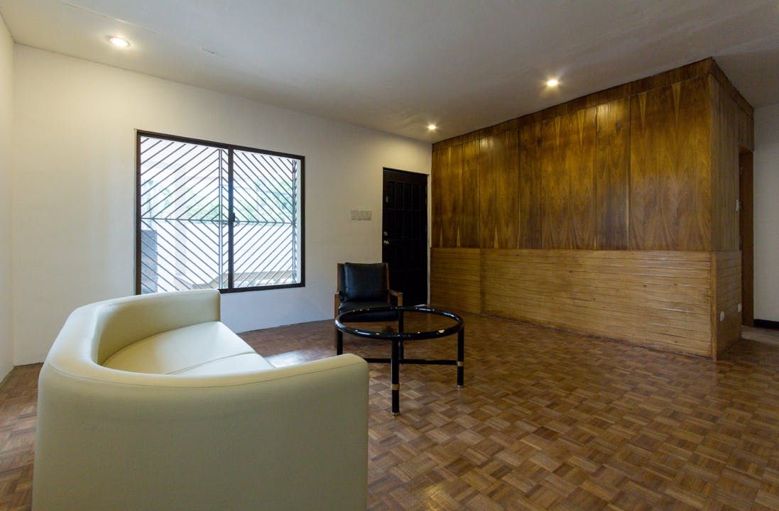 "6BR House for Rent in BF Homes, Para?aque"04