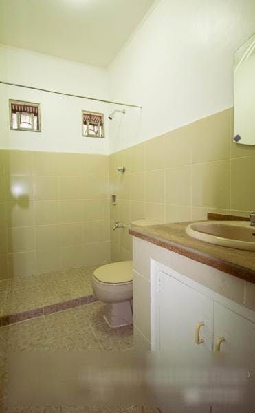"3BR House for Rent in San Lorenzo Village, Makati"09