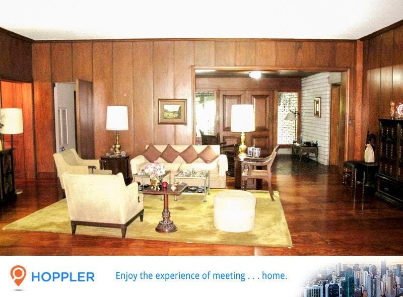 "5BR House for Rent in Dasmari?as Village, Makati"10