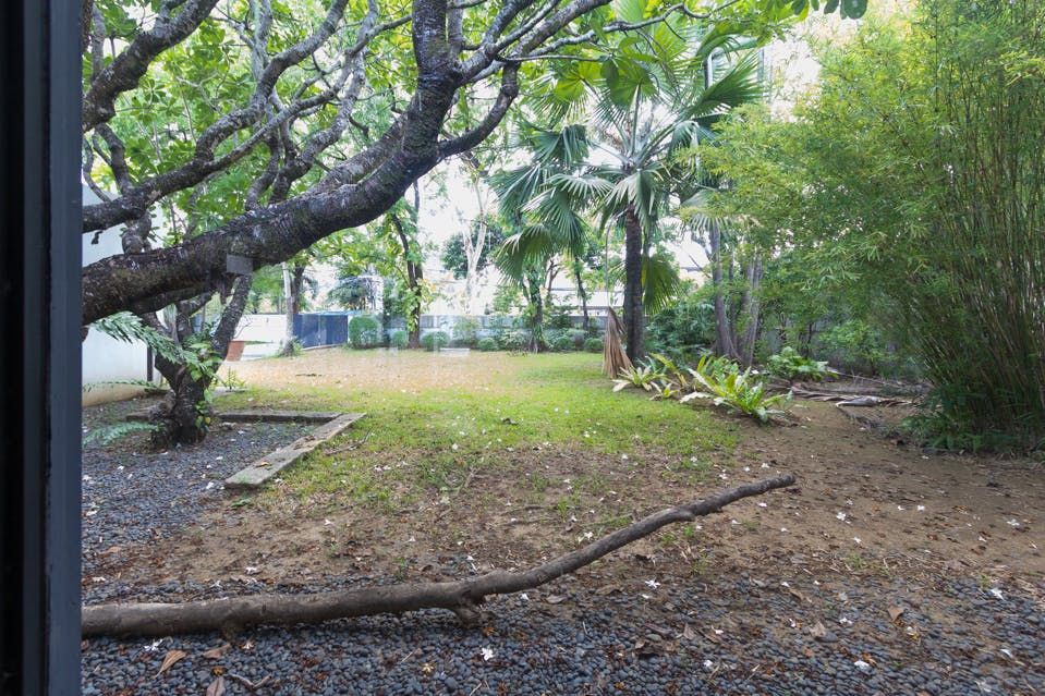 "4BR House for Rent in Forbes Park, Makati"06
