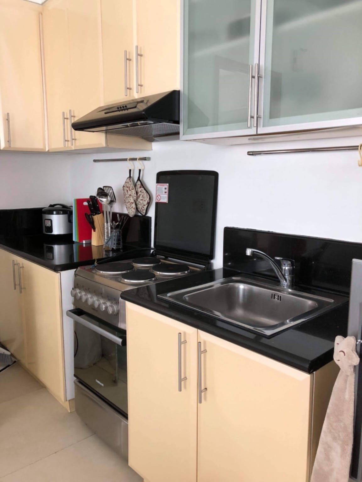 "1BR Condo for Rent in Morgan Suites Executive Residences, McKinley Hil"05