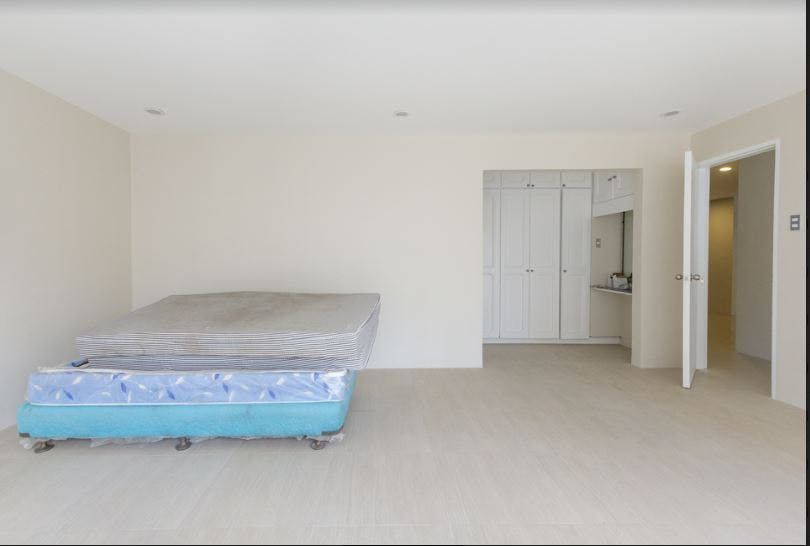 "3BR Condo for Rent in La Maison, San Lorenzo Village, Makati"05