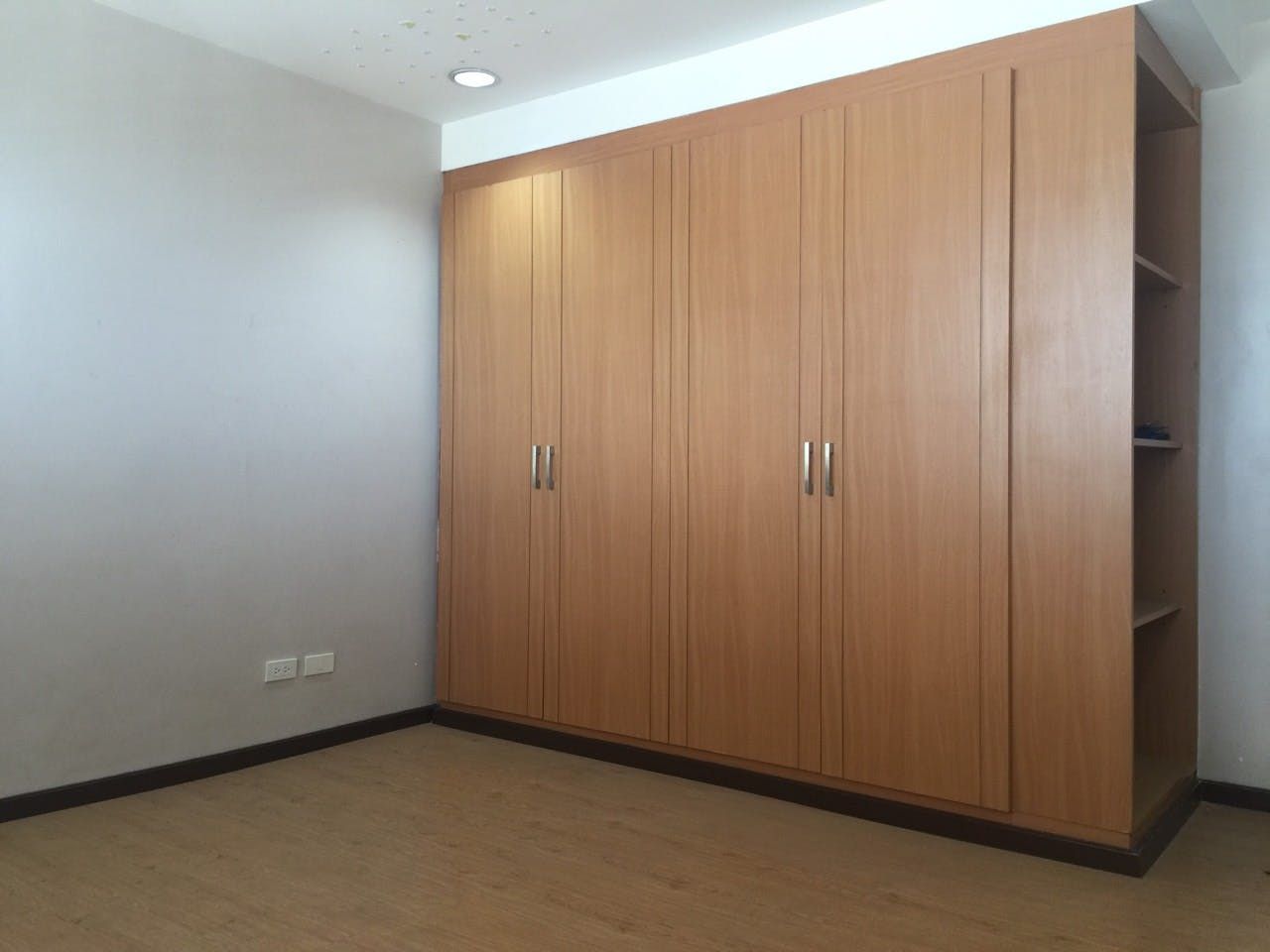 "1BR Condo for Rent in SkyVillas at One Balete, New Manila, Quezon City"10
