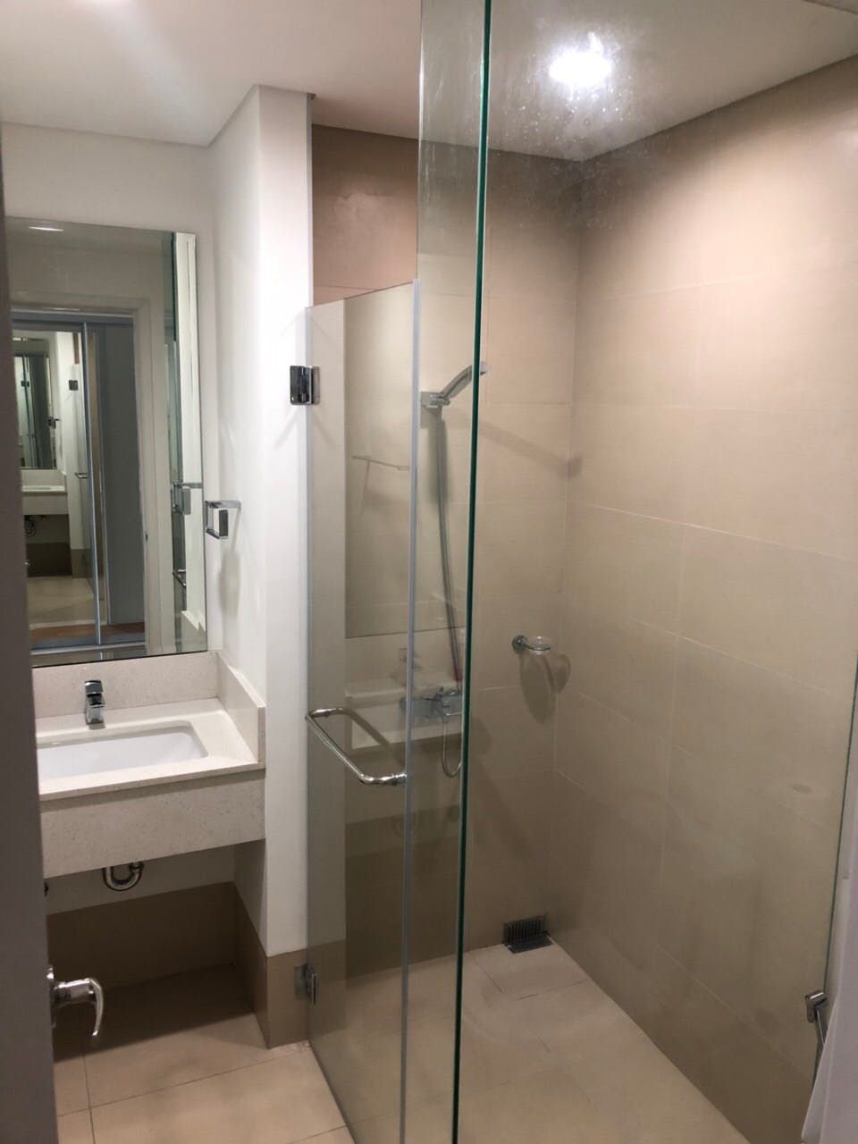 "2BR Condo for Rent in Arya Residences, BGC - Bonifacio Global City, Ta"08