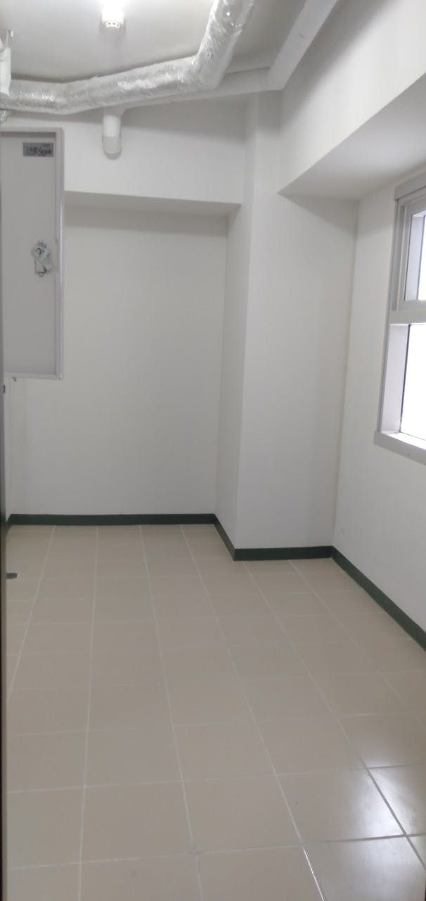 "2BR Condo for Rent in One Maridien Tower, BGC - Bonifacio Global City,"04