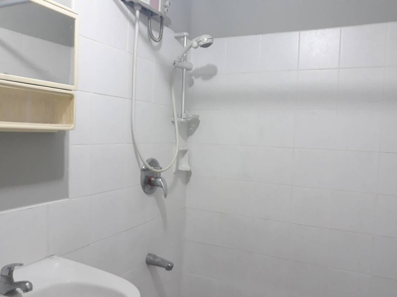 "2BR Condo for Rent in The Columns Ayala, Bel-Air, Makati"06