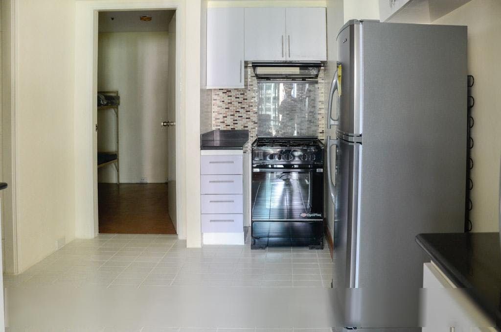 "2BR Condo for Rent in One Salcedo Place, Salcedo Village, Makati"08