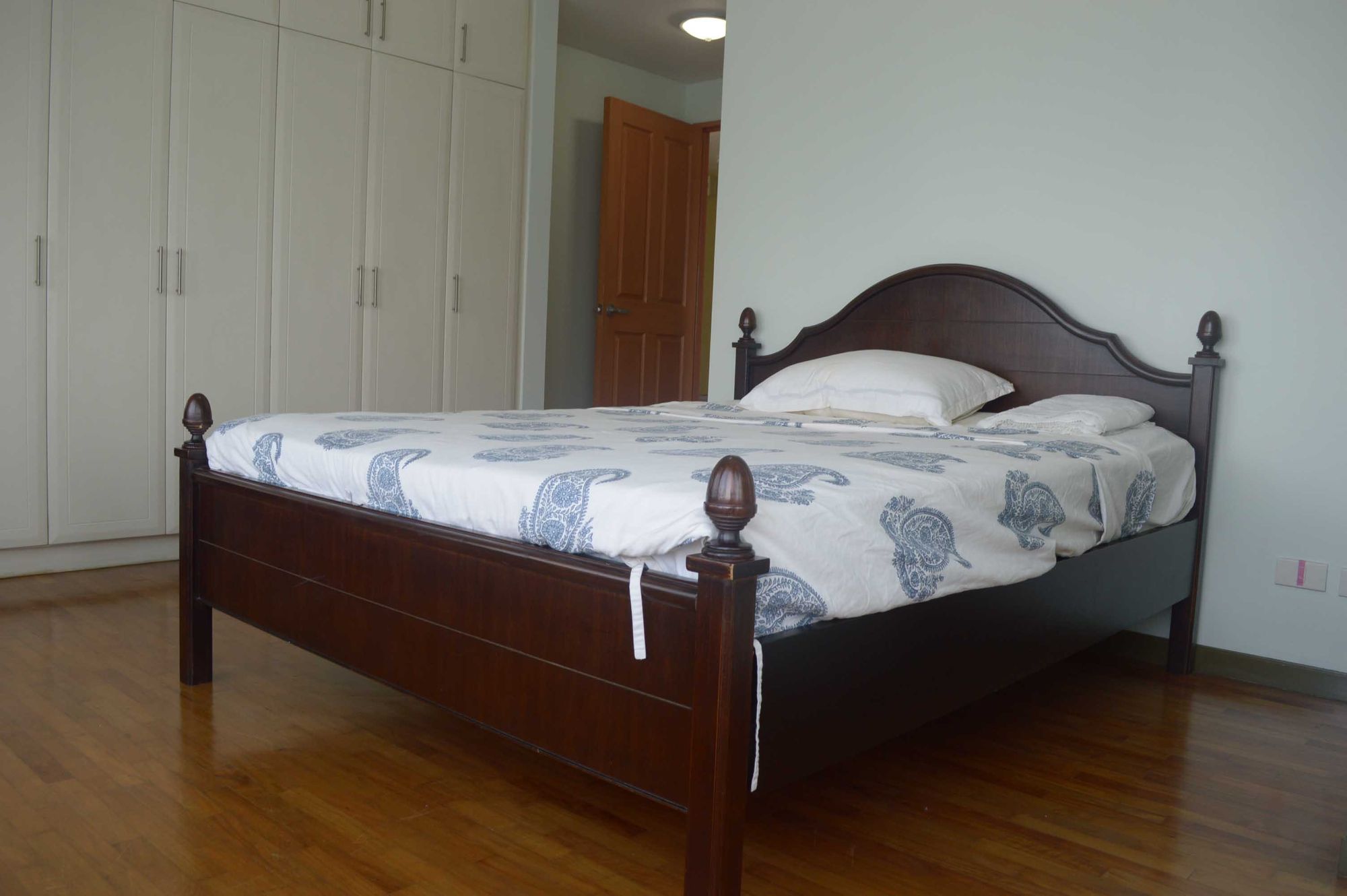 "2BR Condo for Rent in One Legazpi Park, Legazpi Village, Makati"08