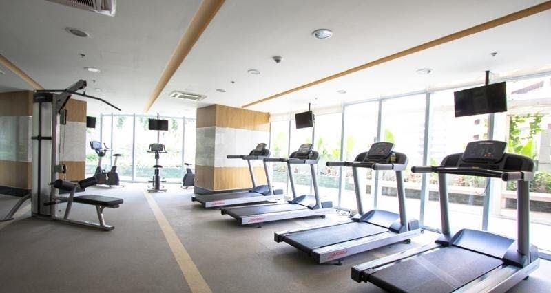 "1BR Condo for Rent in One Central, Salcedo Village, Makati"08