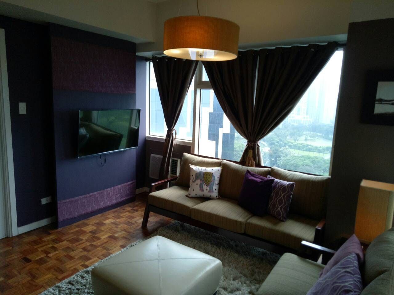"1BR Condo for Rent in Fifth Avenue Place, BGC - Bonifacio Global City,"09