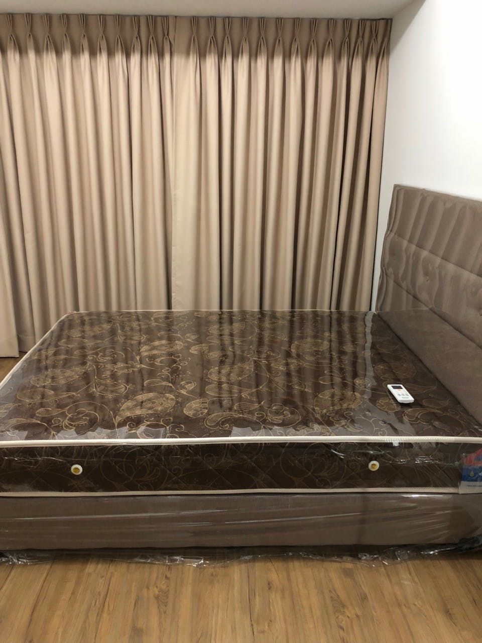 "1BR Condo for Rent in One Maridien Tower, BGC - Bonifacio Global City,"06