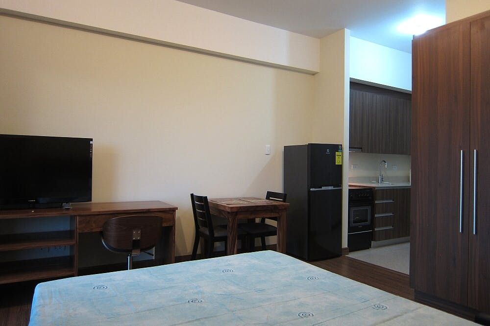 1BR Condo for Rent03