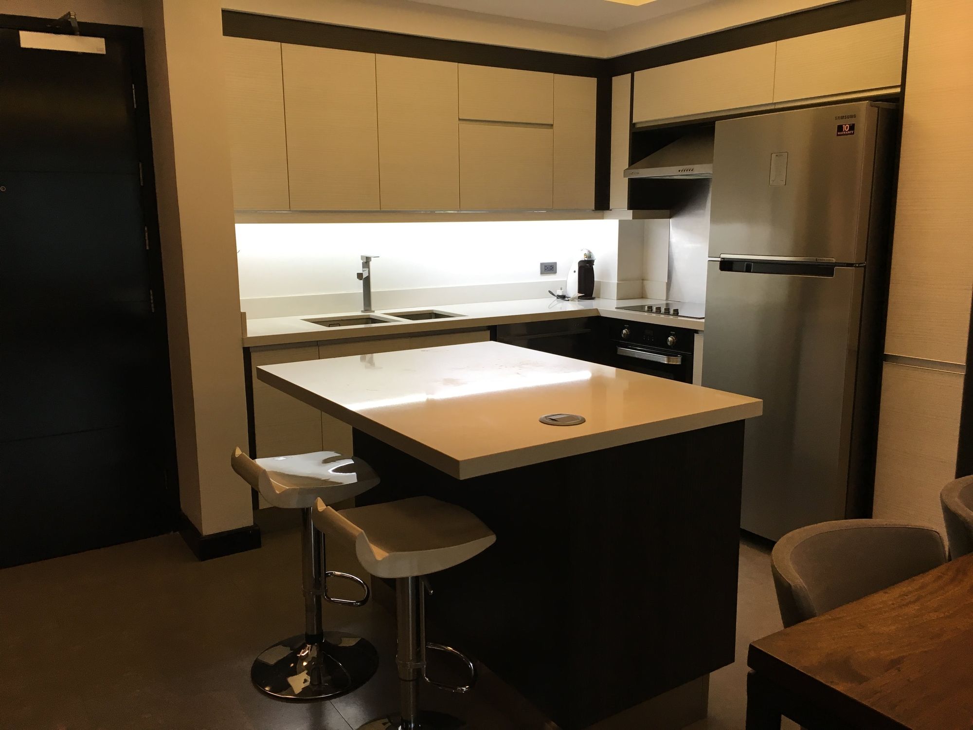 "2BR Condo for Rent in Two Serendra, BGC - Bonifacio Global City, Tagui"03