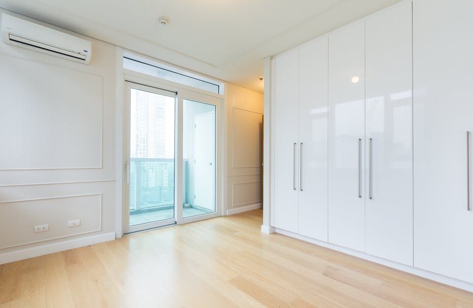 "1BR Condo for Rent in Park Terraces, San Lorenzo, Makati"04