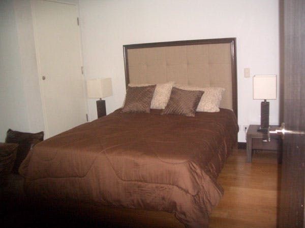 "1BR Condo for Rent in The Residences at Greenbelt, Legazpi Village, Ma"06