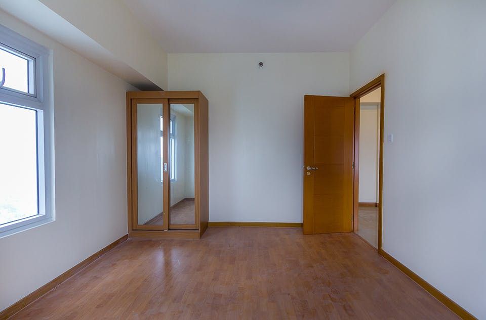 "2BR Condo for Rent in The Trion Towers, BGC - Bonifacio Global City, T"08