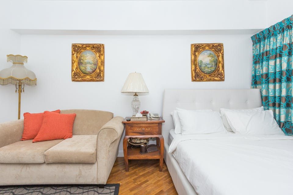 "Studio Condo for Rent in Joya Lofts and Towers, Rockwell Center, Makat"06