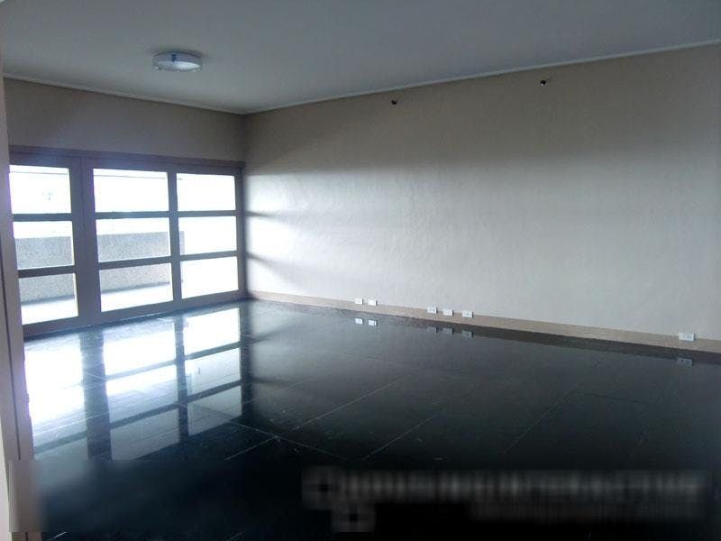 "3BR Condo for Rent in Twin Towers, Urdaneta, Makati"10