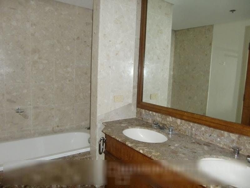 3BR Condo for Rent08