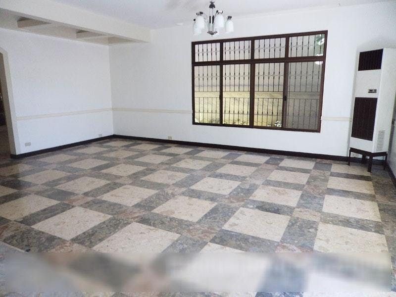 "4BR House for Rent in Magallanes, Makati"03