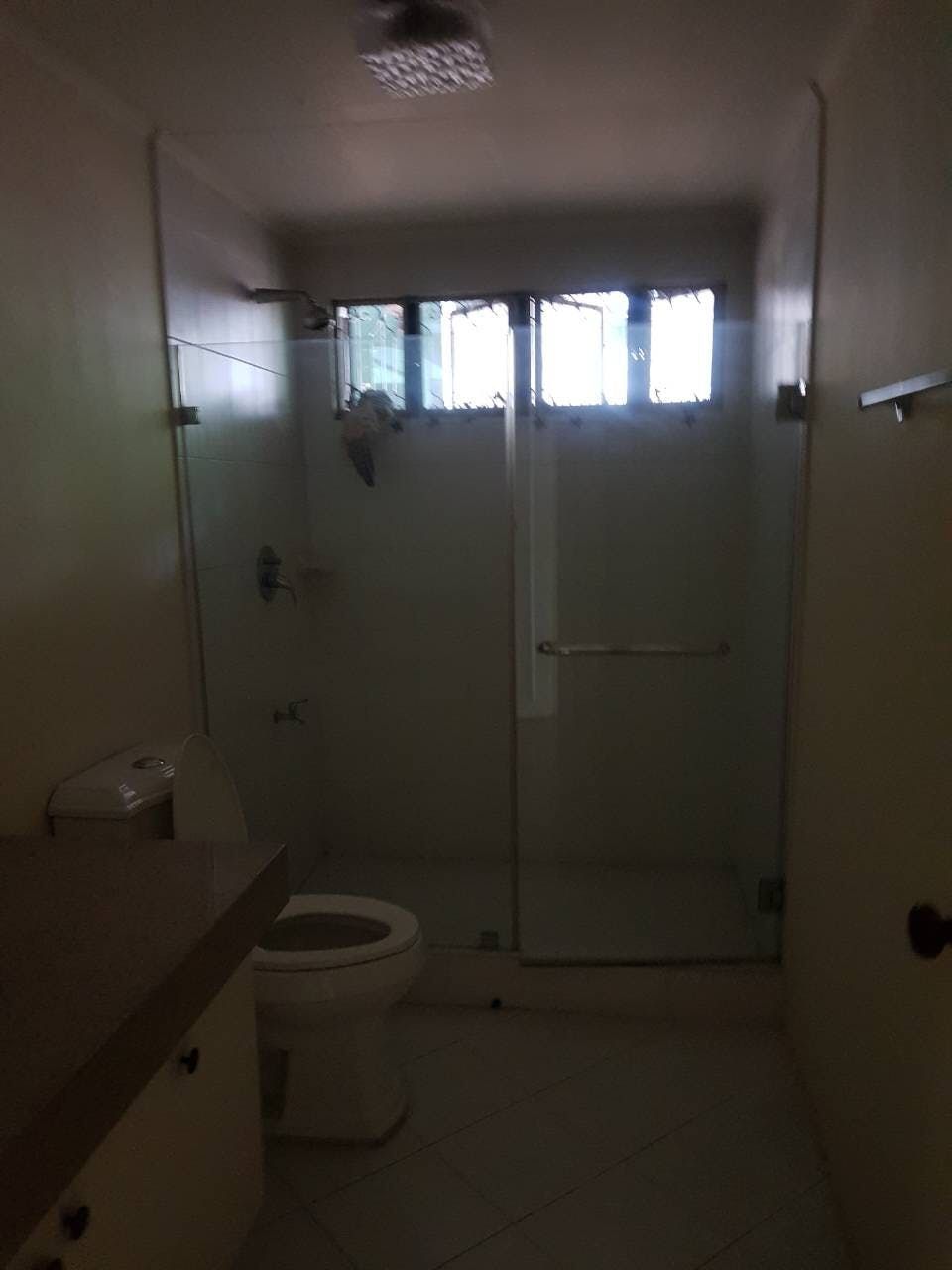 "4BR House for Rent in Dasmari?as Village, Makati"08