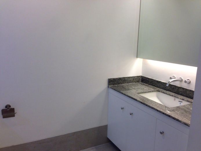 "4BR Townhouse for Rent in AFPOVAI Subdivision, Taguig"01