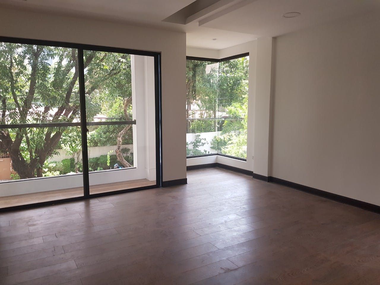 "4BR House for Rent in ,"08