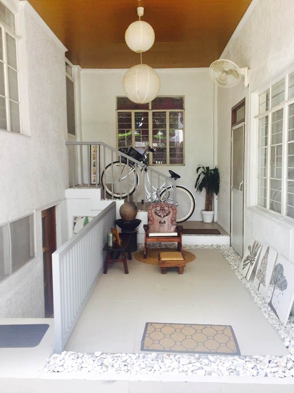 "5BR House for Rent in Merville, Para?aque"04