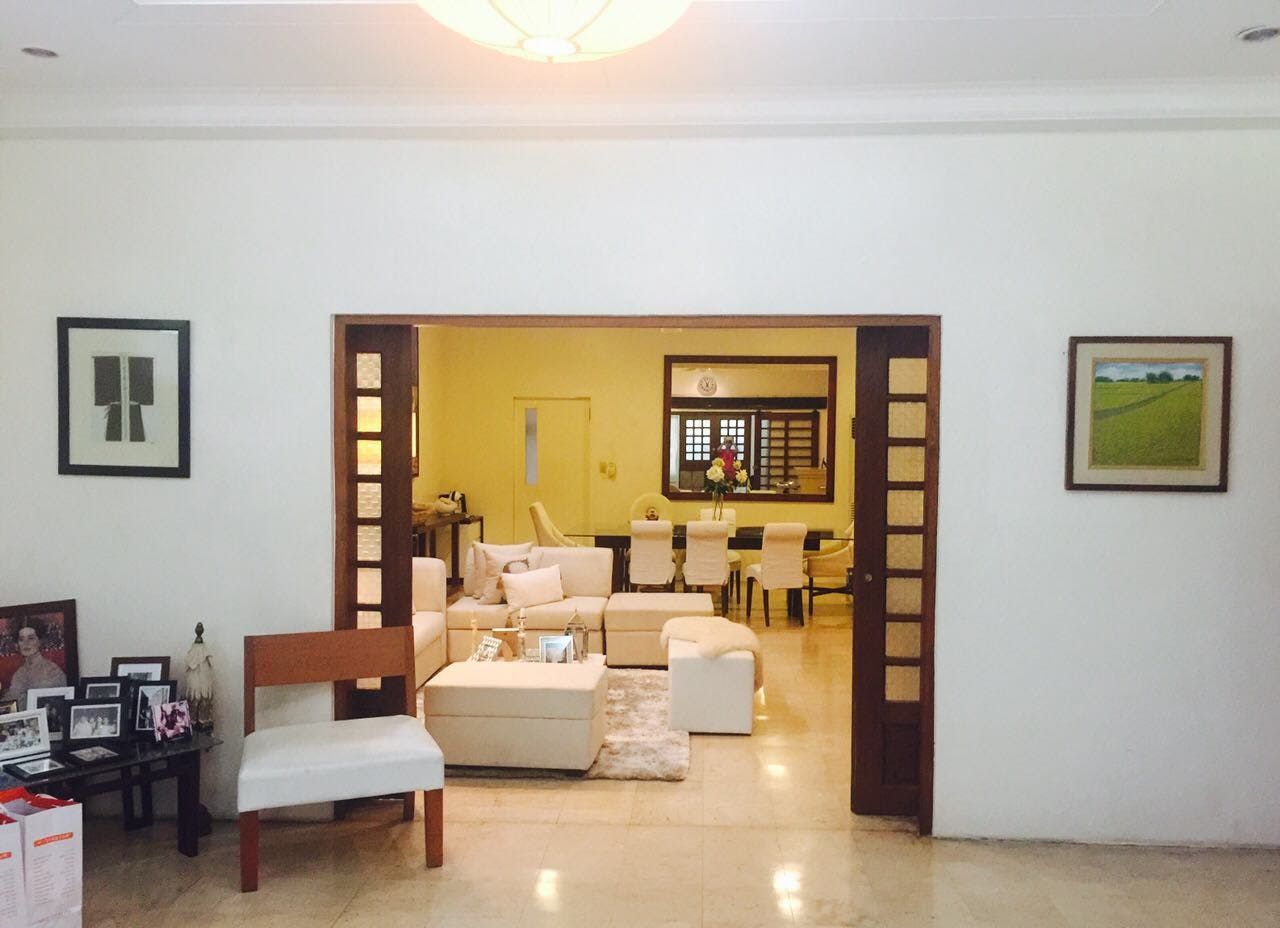 "5BR House for Rent in Merville, Para?aque"08