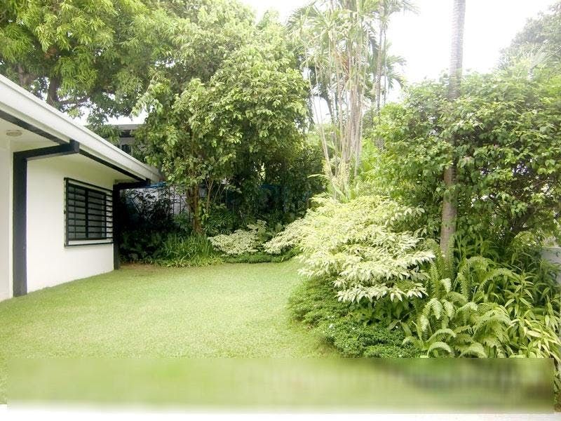"3BR House for Rent in Dasmari?as Village, Makati"04