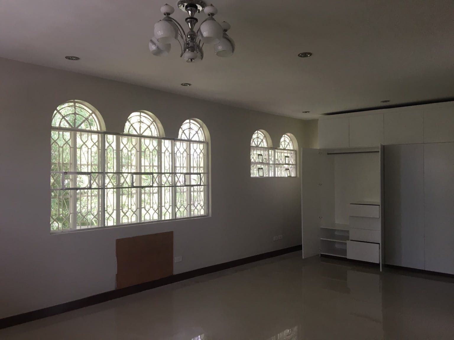 "3BR House for Rent in Merville, Para?aque"05