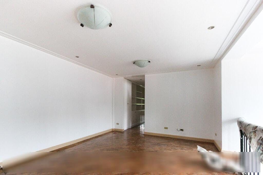 "4BR House for Rent in Bel-Air Village, Makati"10