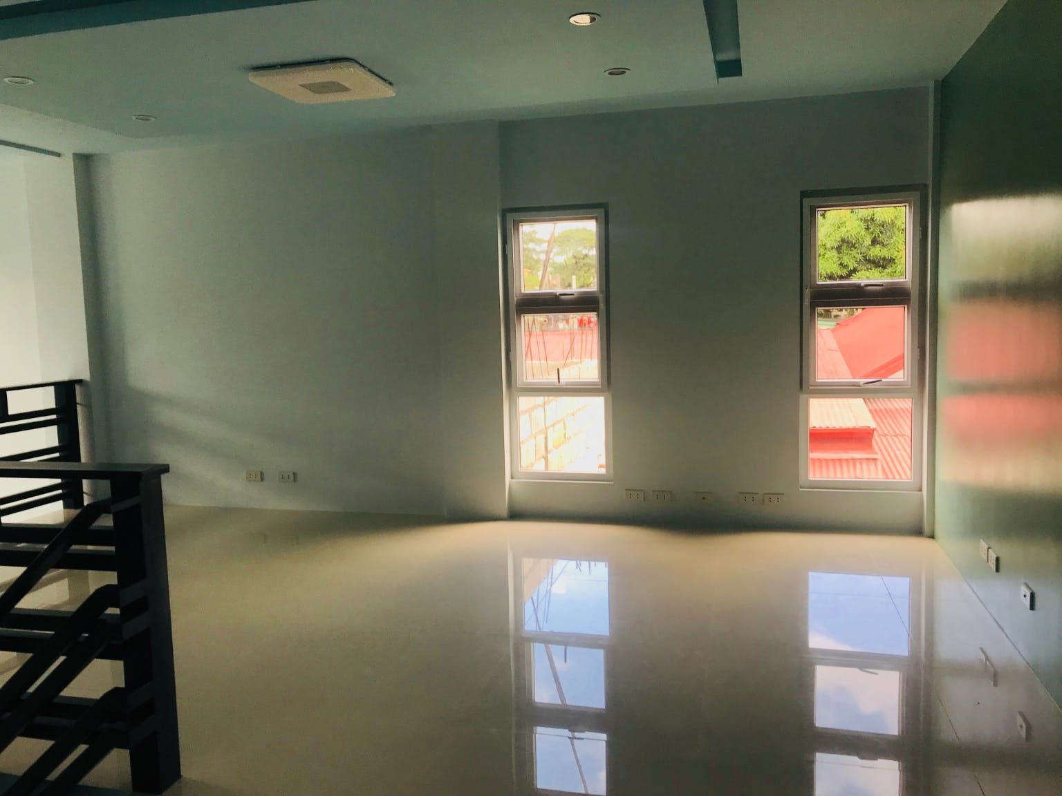 "4BR House for Rent in Marcelo Green, Para?aque"04