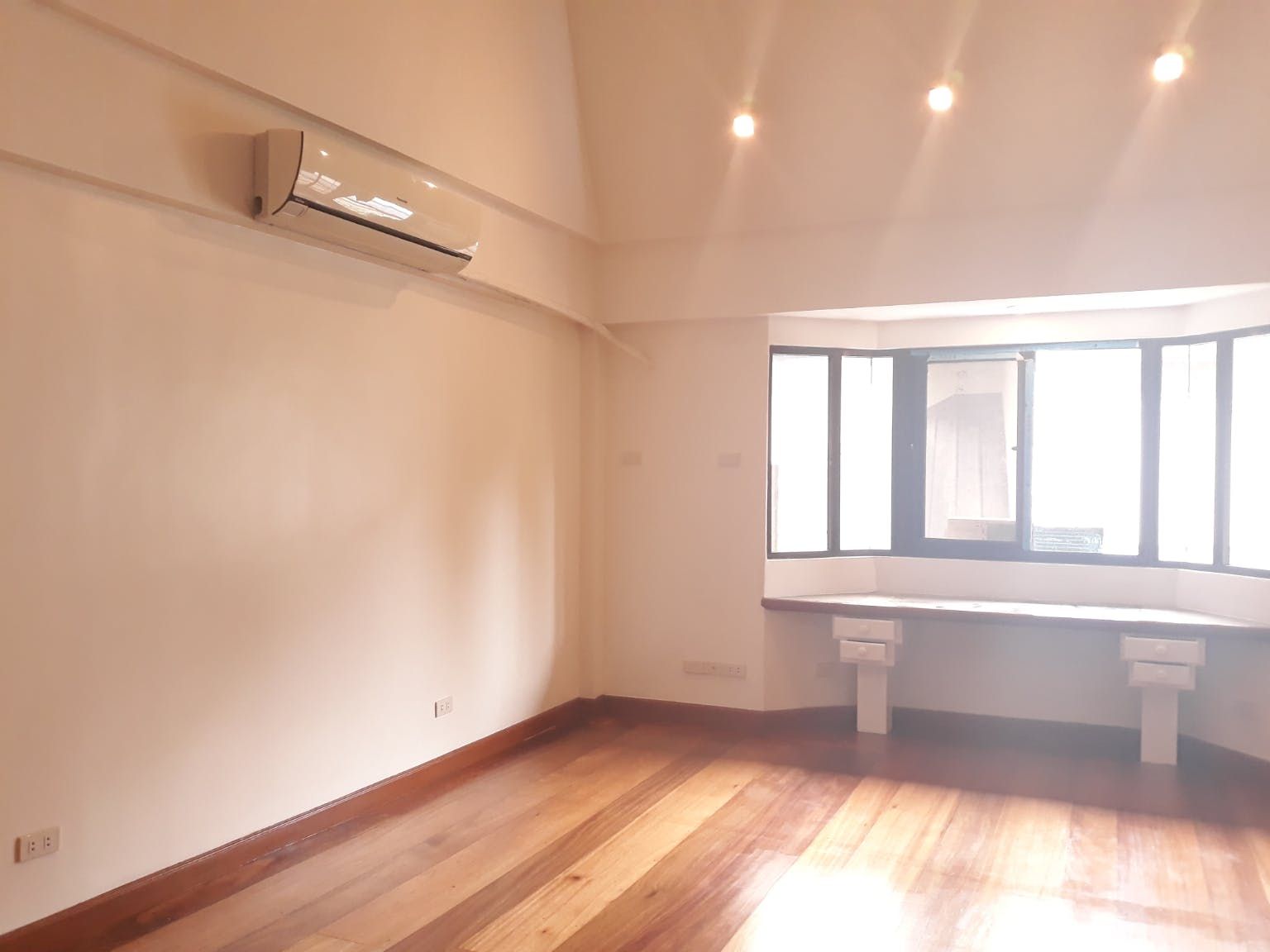 "3BR House for Rent in Ayala Alabang Village, Muntinlupa"06