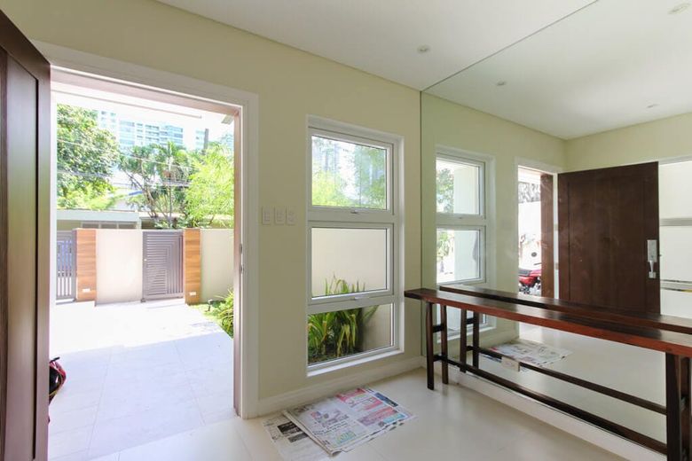 "4BR