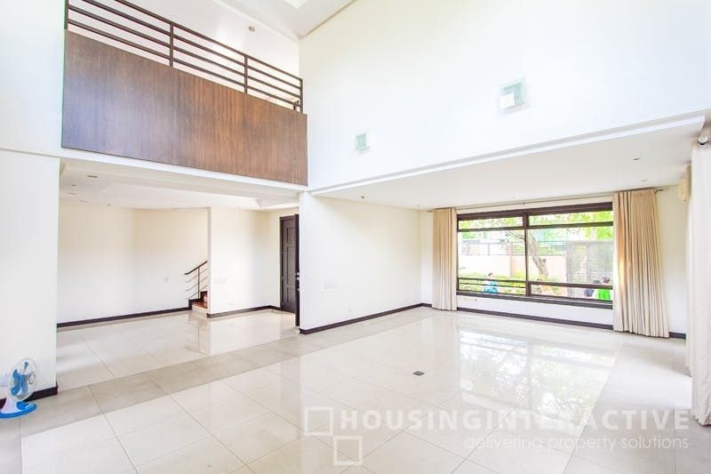"4BR House for Rent in Bel-Air Village, Makati"04