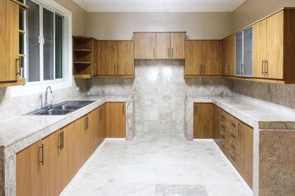 "5BR House for Rent in San Lorenzo Village, Makati"10