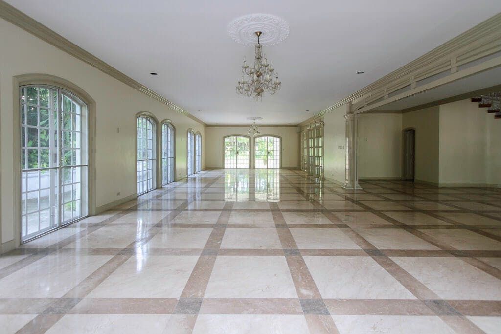 "5BR House for Rent in Forbes Park, Makati"04